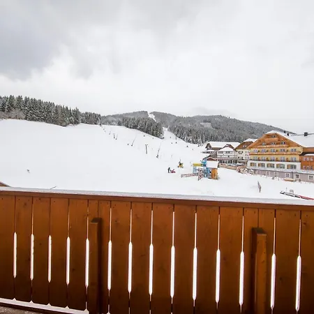 Apartamento Residenz Monica 10